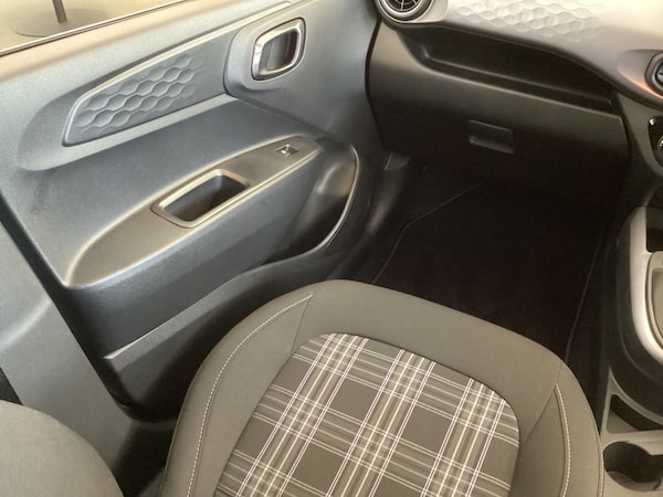 Used Hyundai i10 2025 for sale - 76099996: Photo 32