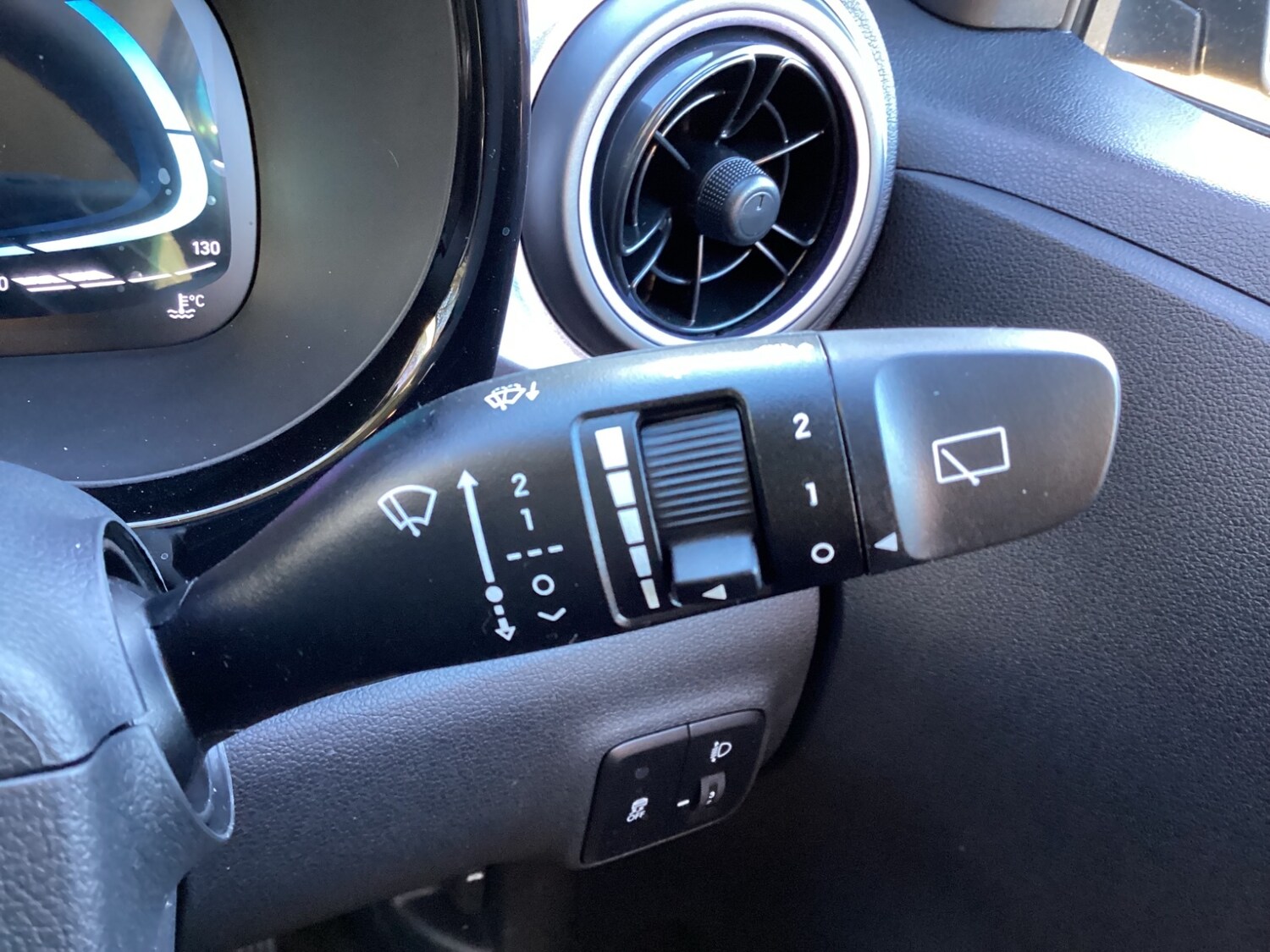 Used Hyundai i10 for sale - 77095254: Photo 24