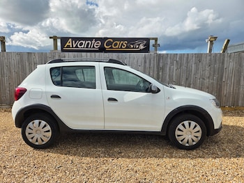 Used Dacia Sandero Stepway 2020 for sale - 78864730: Photo