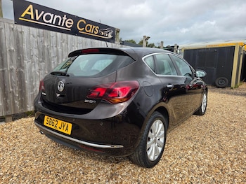Used Vauxhall Astra 2012 for sale - 75999823: Photo