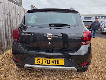 Used Dacia Sandero Stepway 2020 for sale - 76819800: Photo