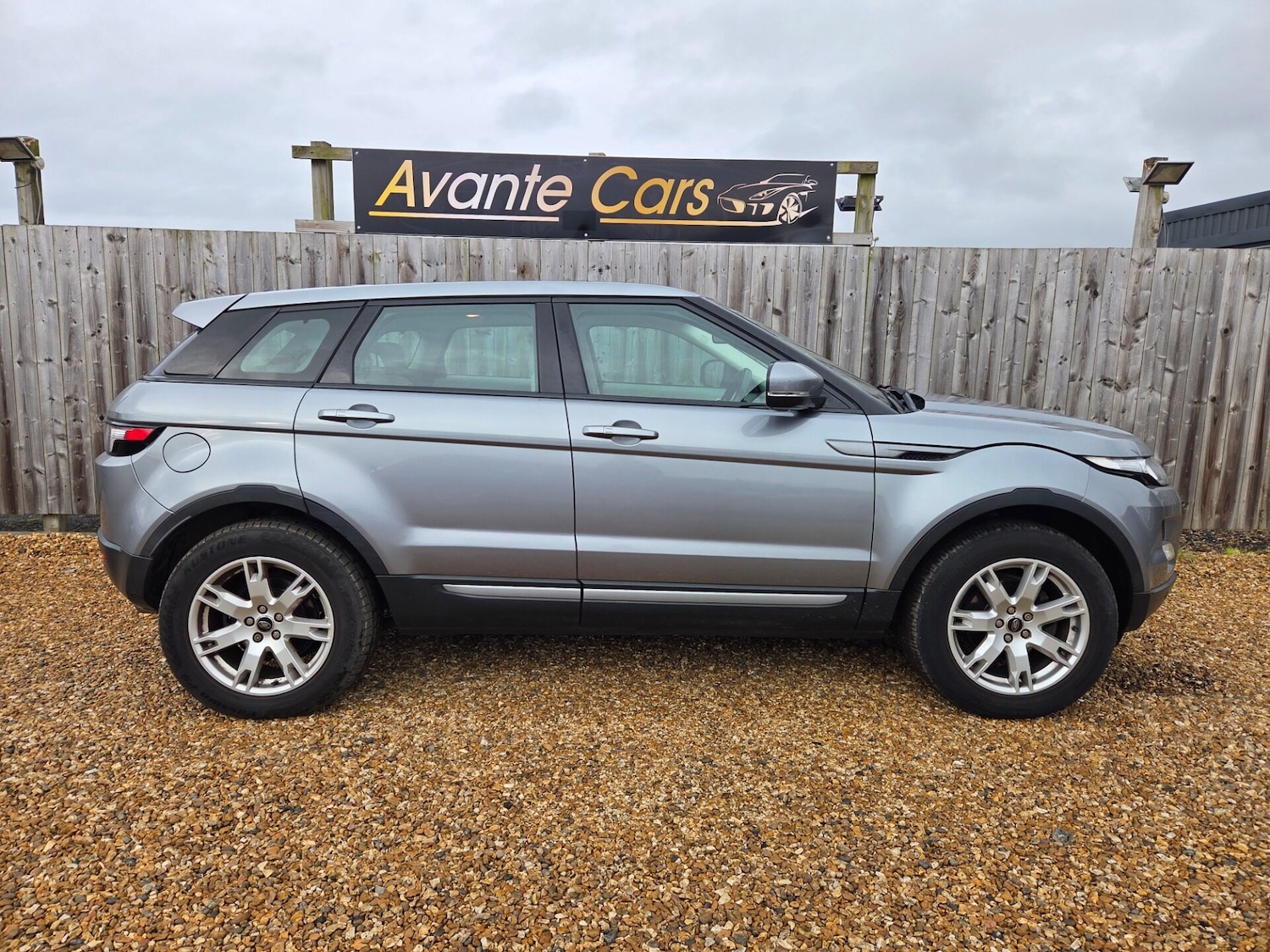 Used Land Rover Range Rover Evoque 2012 for sale - 76819806: Photo 2