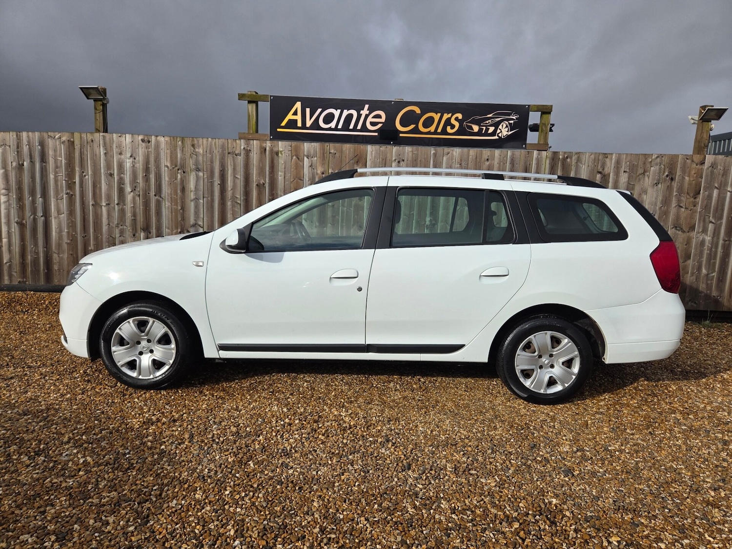 Used Dacia Logan MCV 2018 for sale - 77641827: Photo 6