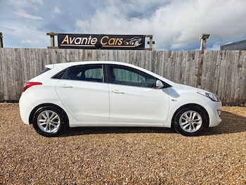 Used Hyundai i30 2015 for sale - 75913173: Photo
