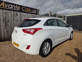 Used Hyundai i30 2015 for sale - 75913173: Photo