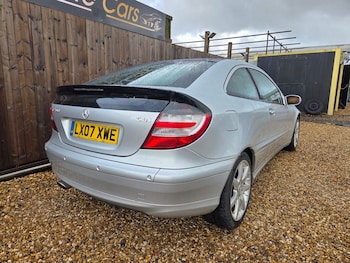 Used Mercedes-Benz C Class 2007 for sale - 77533809: Photo