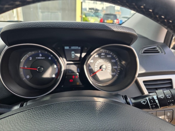 Used Hyundai i30 2015 for sale - 76037321: Photo 13