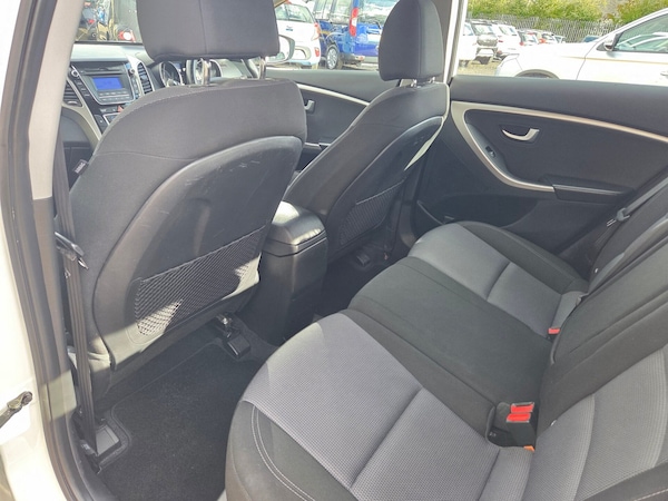 Used Hyundai i30 2015 for sale - 76037321: Photo 25