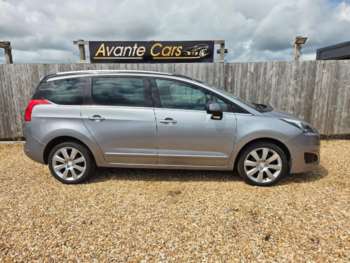 Used Peugeot 5008 2016 for sale - 74735792: Photo