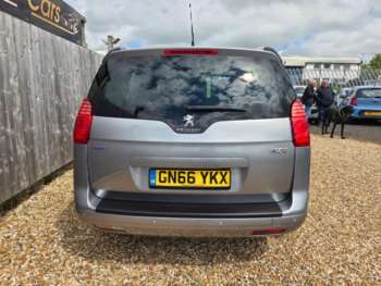 Used Peugeot 5008 2016 for sale - 74735792: Photo