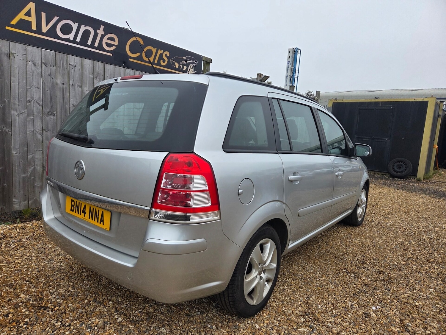 Used Vauxhall Zafira 2014 for sale - 76232932: Photo 3