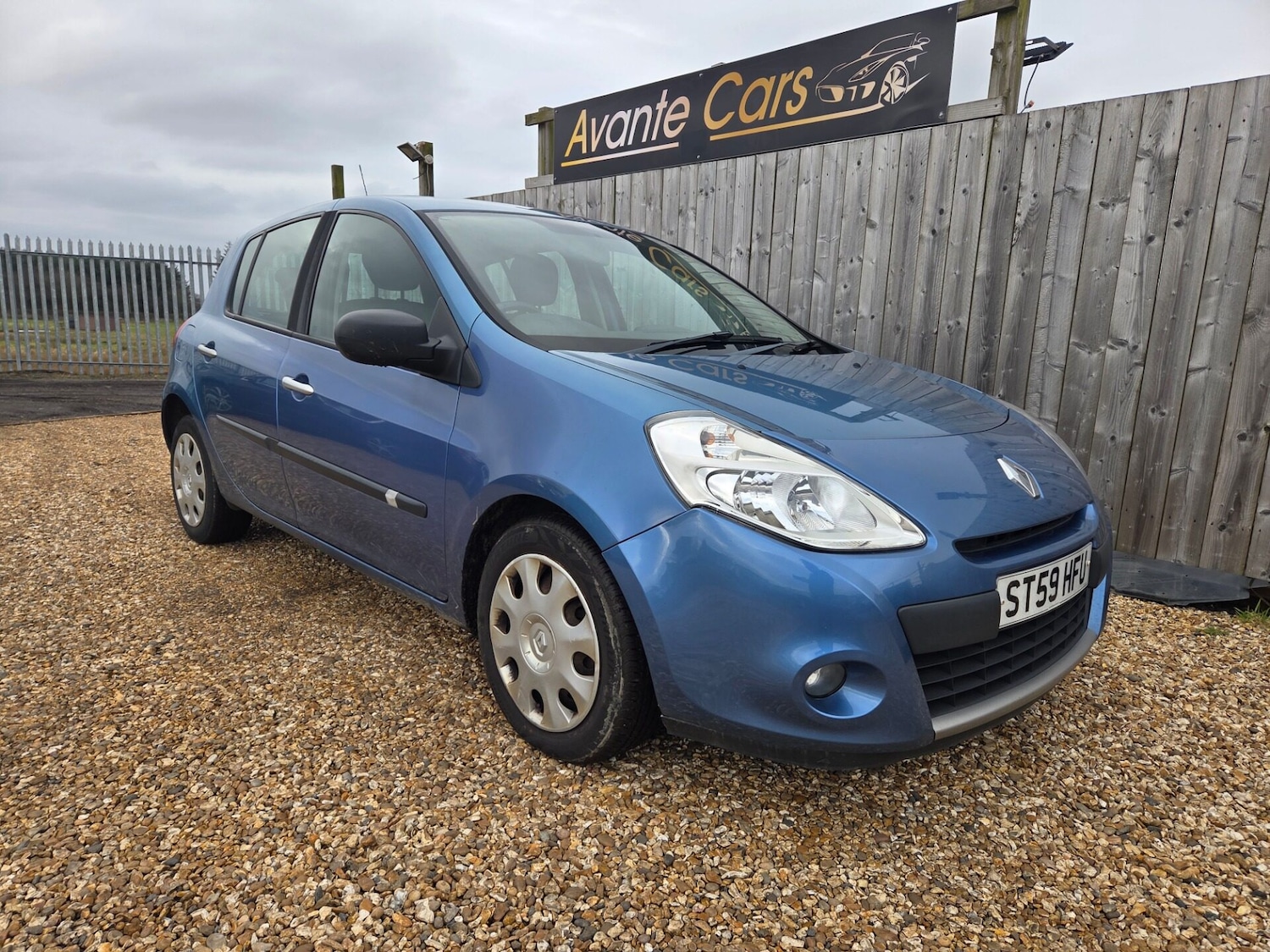 Used Renault Clio 2009 for sale - 77608064: Photo 1