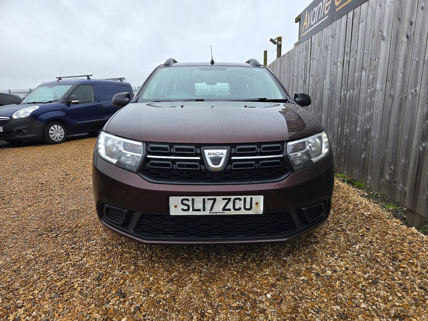 Used Dacia Logan MCV 2017 for sale - 76819797: Photo 5