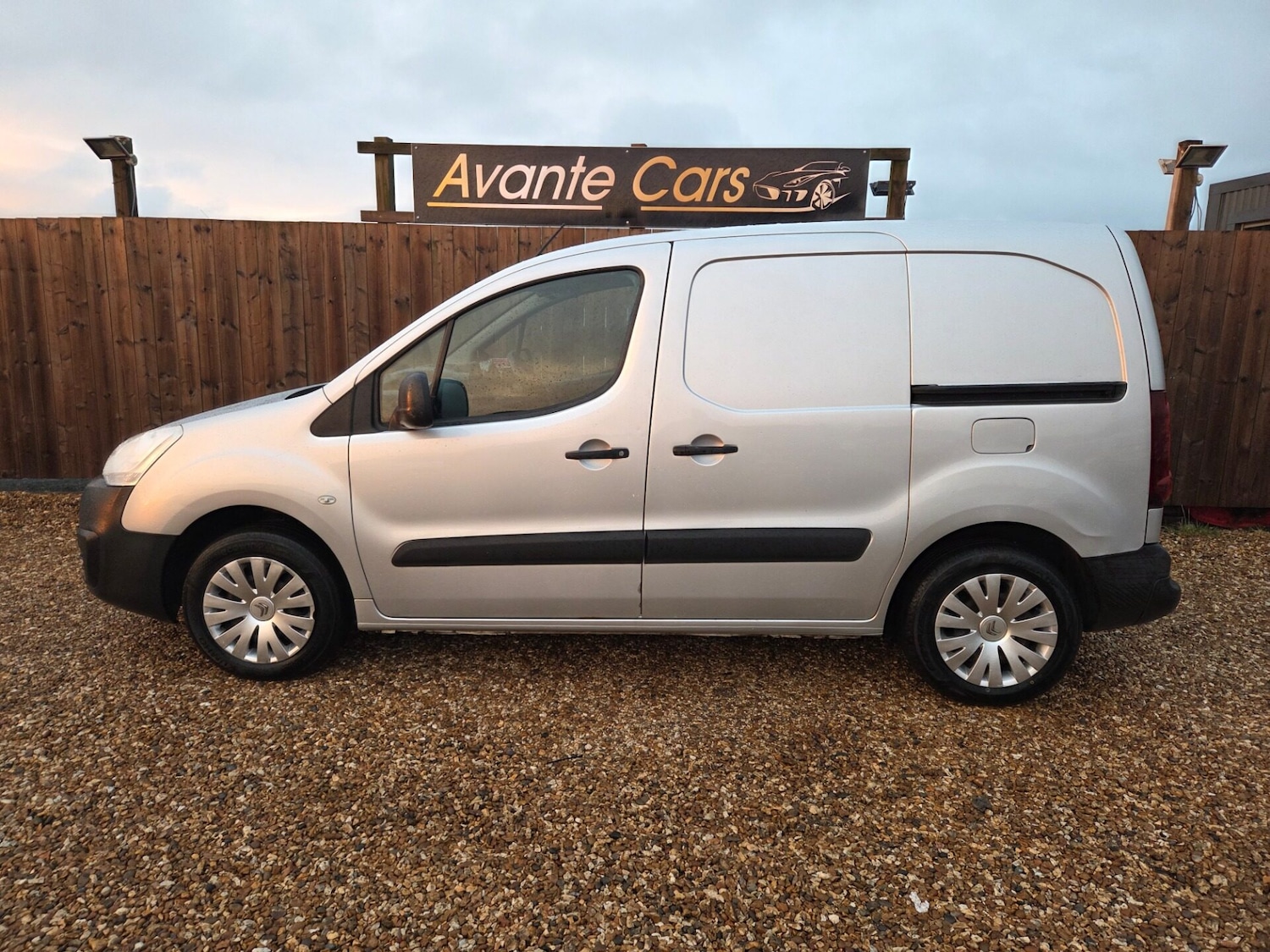 Used Citroen Berlingo 2016 for sale - 77129023: Photo 6