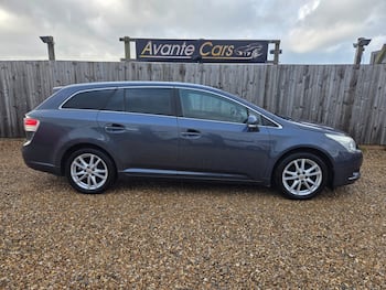 Used Toyota Avensis 2012 for sale - 79886123: Photo