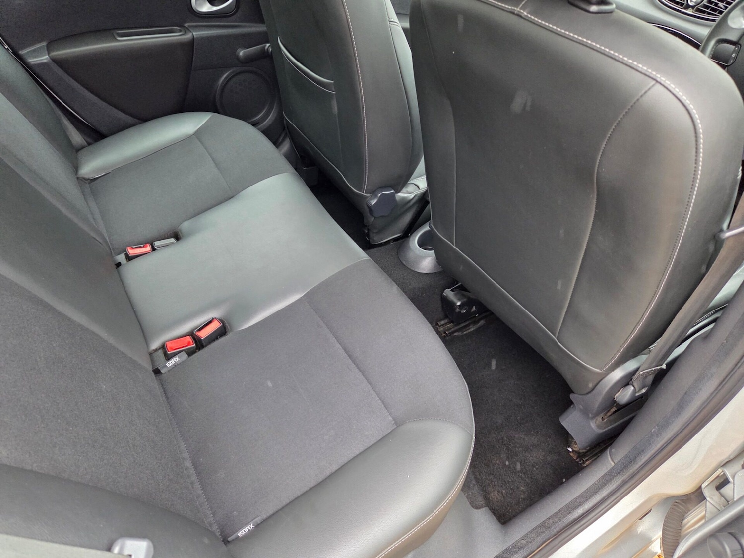 Used Renault Clio 2011 for sale - 76037328: Photo 19