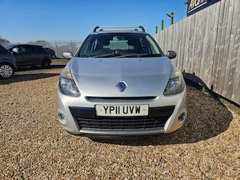 Used Renault Clio 2011 for sale - 76037328: Photo