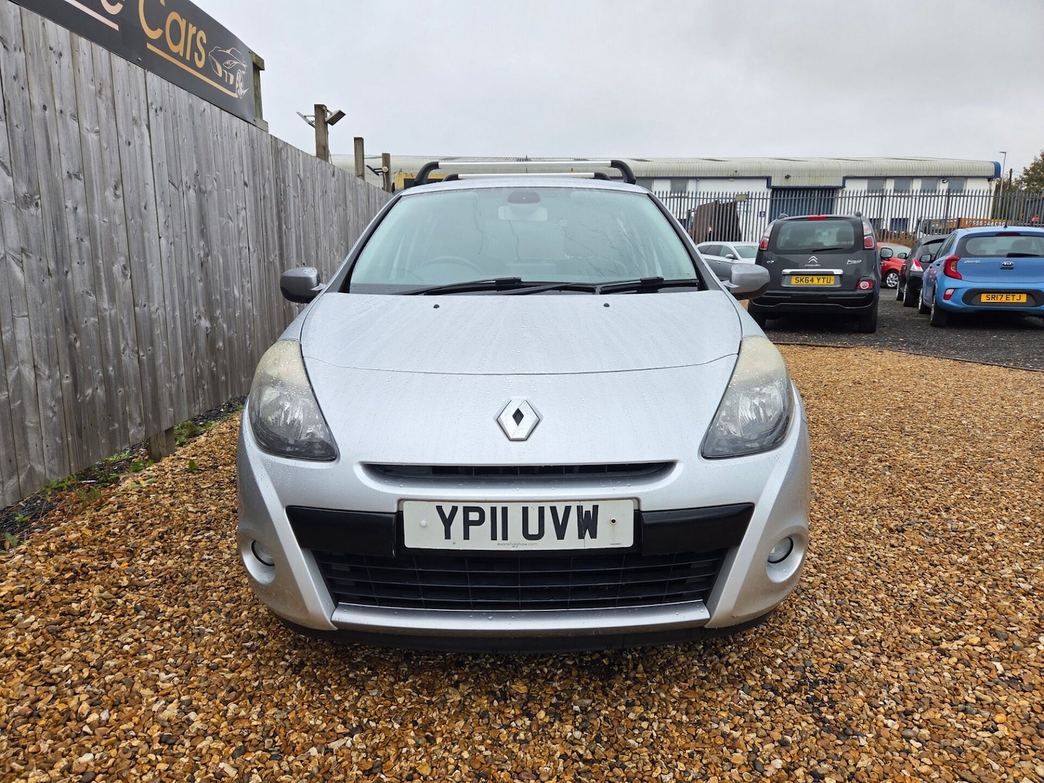 Used Renault Clio 2011 for sale - 76037328: Photo 8