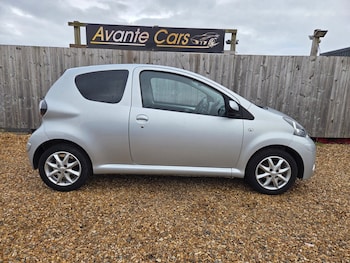 Used Toyota AYGO 2014 for sale - 76895899: Photo