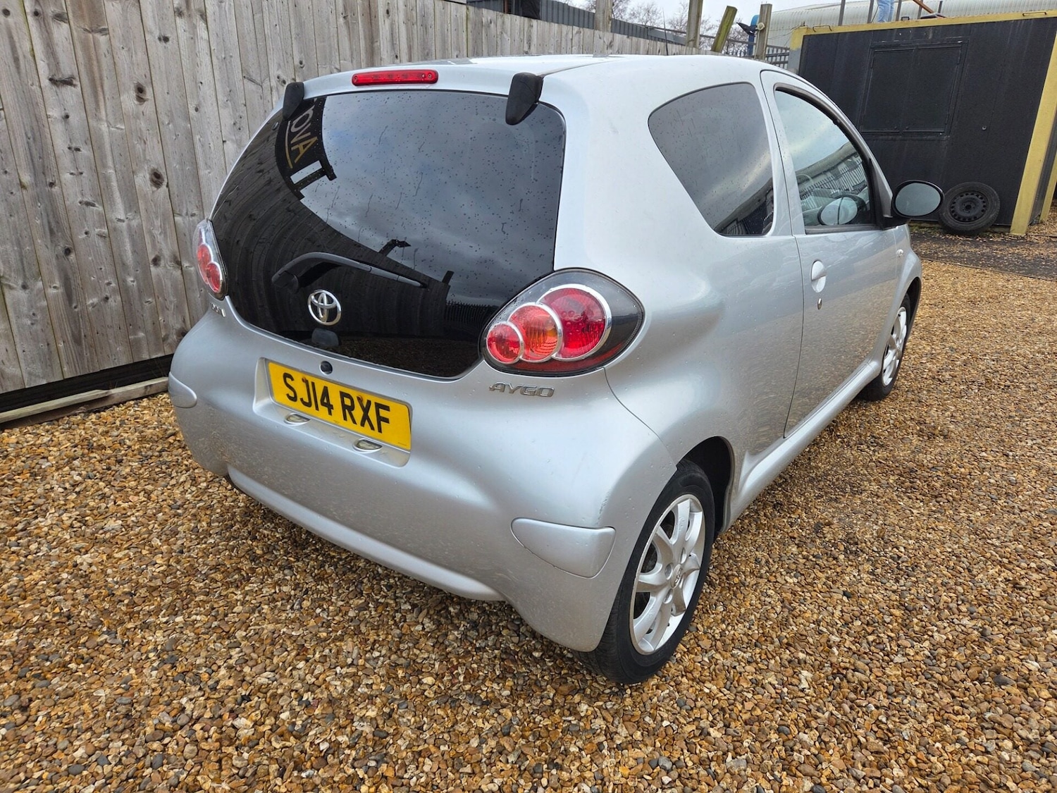 Used Toyota AYGO 2014 for sale - 76895899: Photo 4