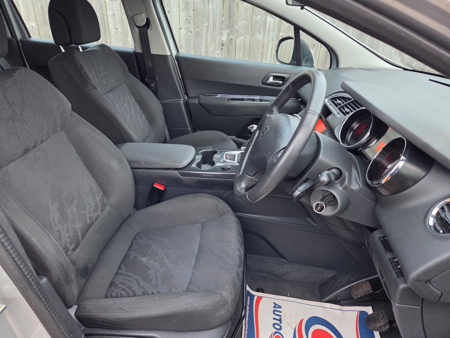 Used Peugeot 3008 2013 for sale - 77461297: Photo 9