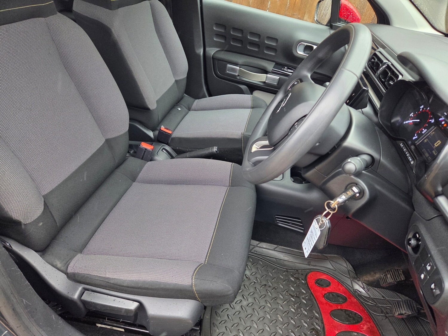 Used Citroen C3 2017 for sale - 76495472: Photo 10