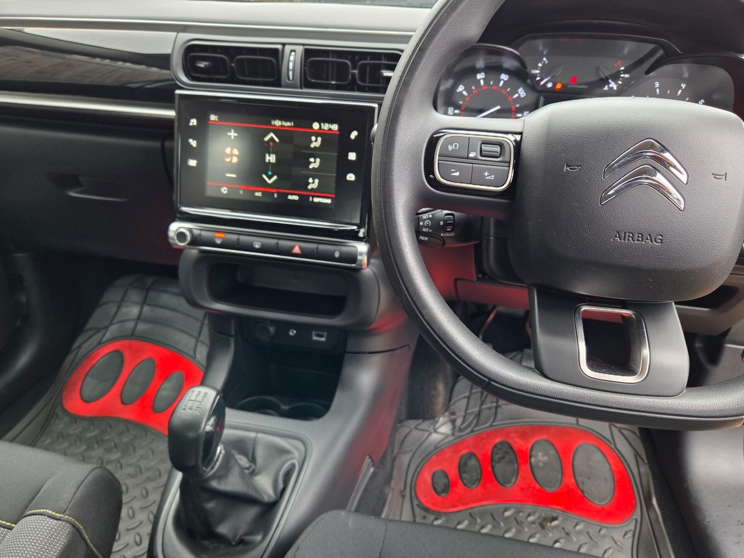 Used Citroen C3 2017 for sale - 76495472: Photo 15