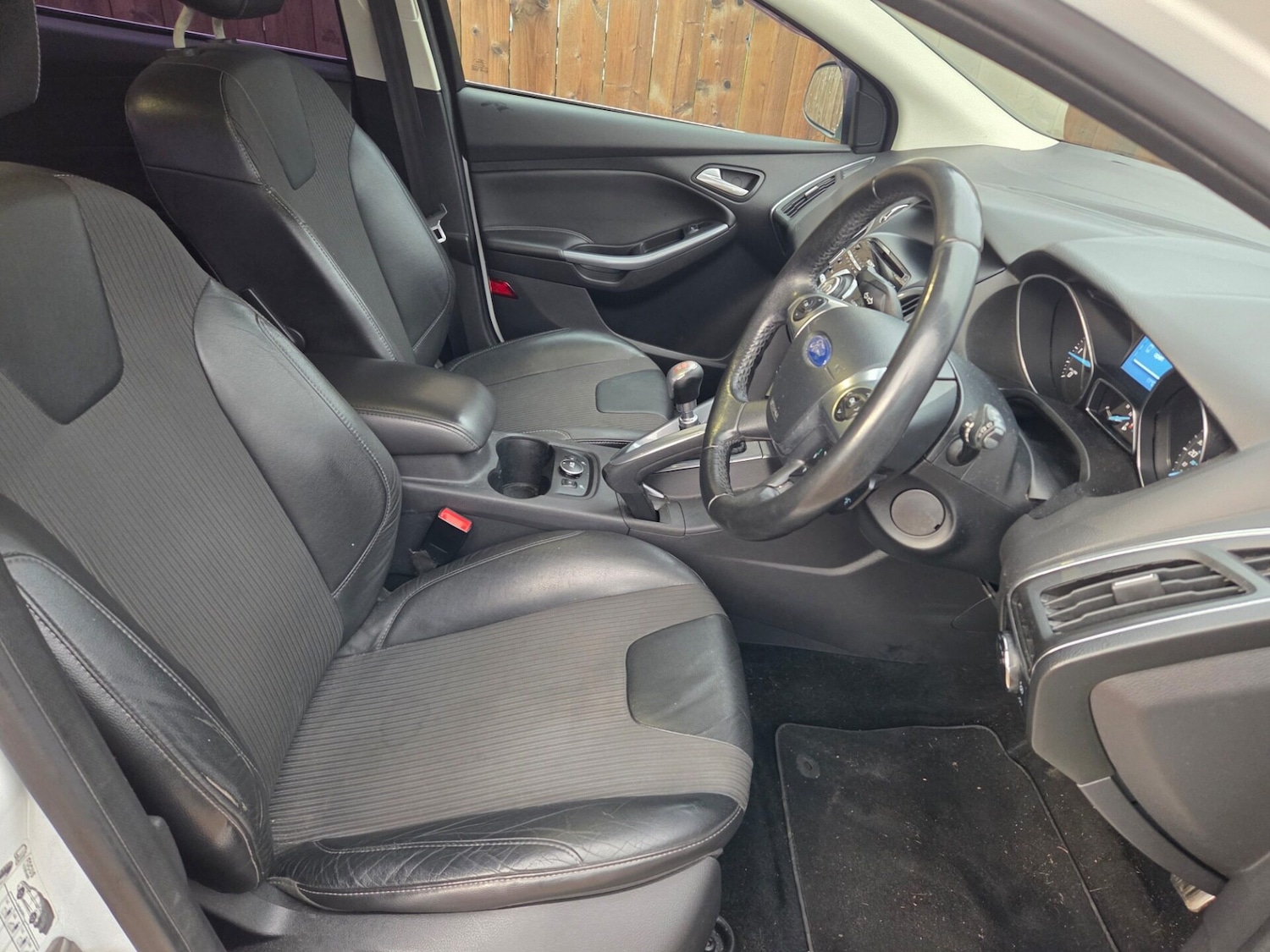 Used Ford Focus 2012 for sale - 76723974: Photo 9