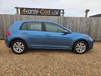 Used Volkswagen Golf 2014 for sale - 78476940: Photo