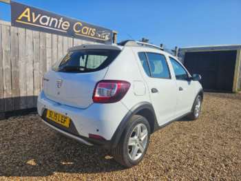 Used Dacia Sandero Stepway 2015 for sale - 74369465: Photo