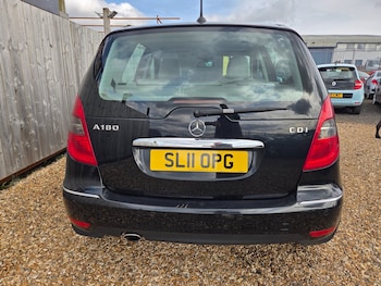 Used Mercedes-Benz A-Class 2011 for sale - 77945548: Photo