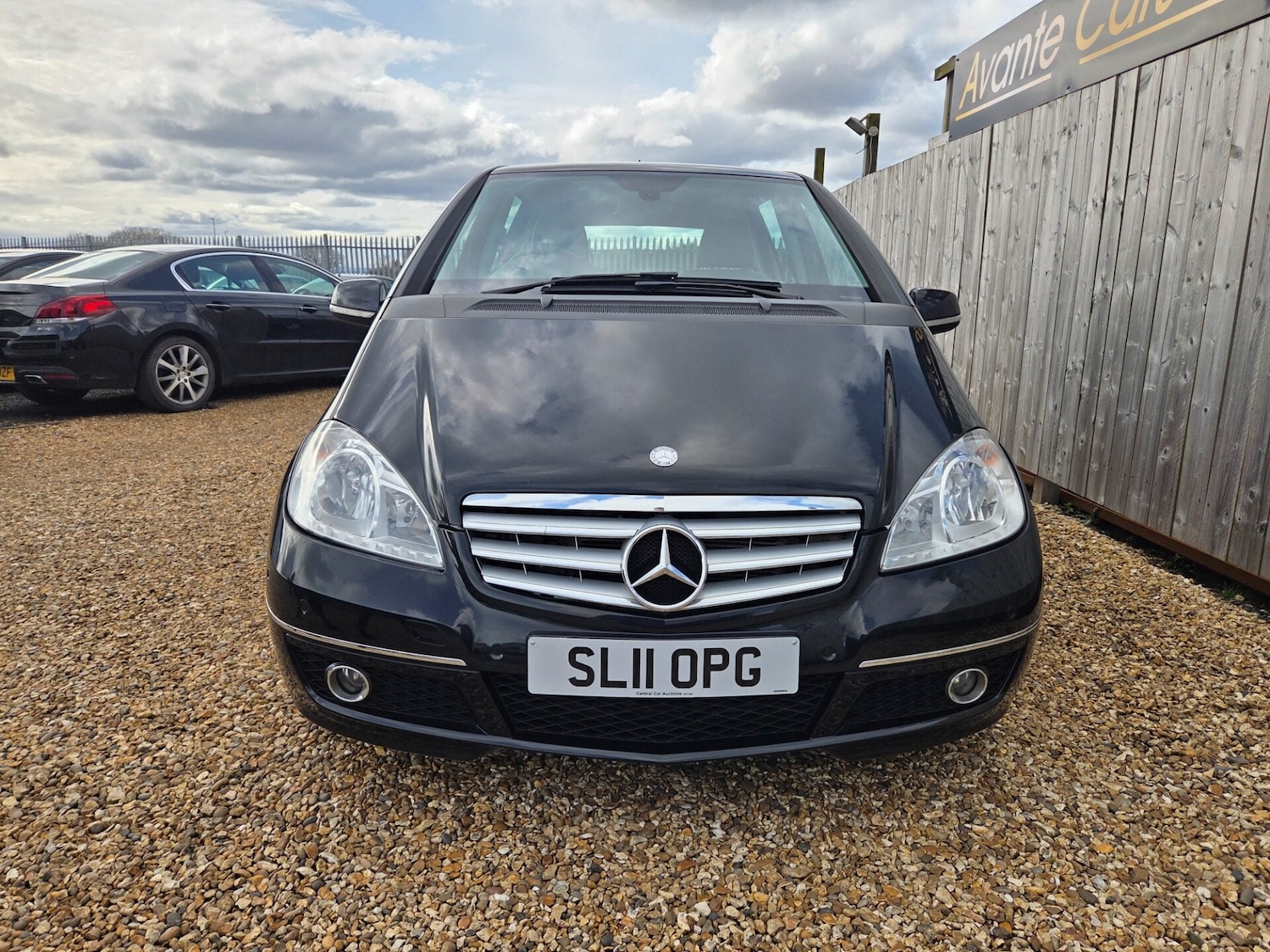Used Mercedes-Benz A-Class 2011 for sale - 77945548: Photo 5
