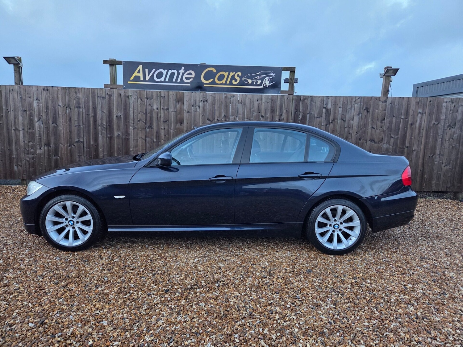 Used BMW 3 Series 2009 for sale - 76895901: Photo 6