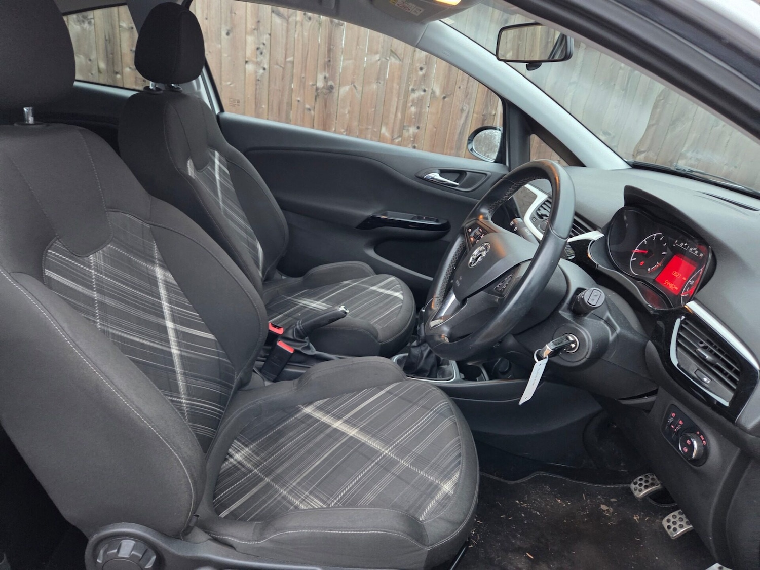 Used Vauxhall Corsa 2015 for sale - 77533815: Photo 6