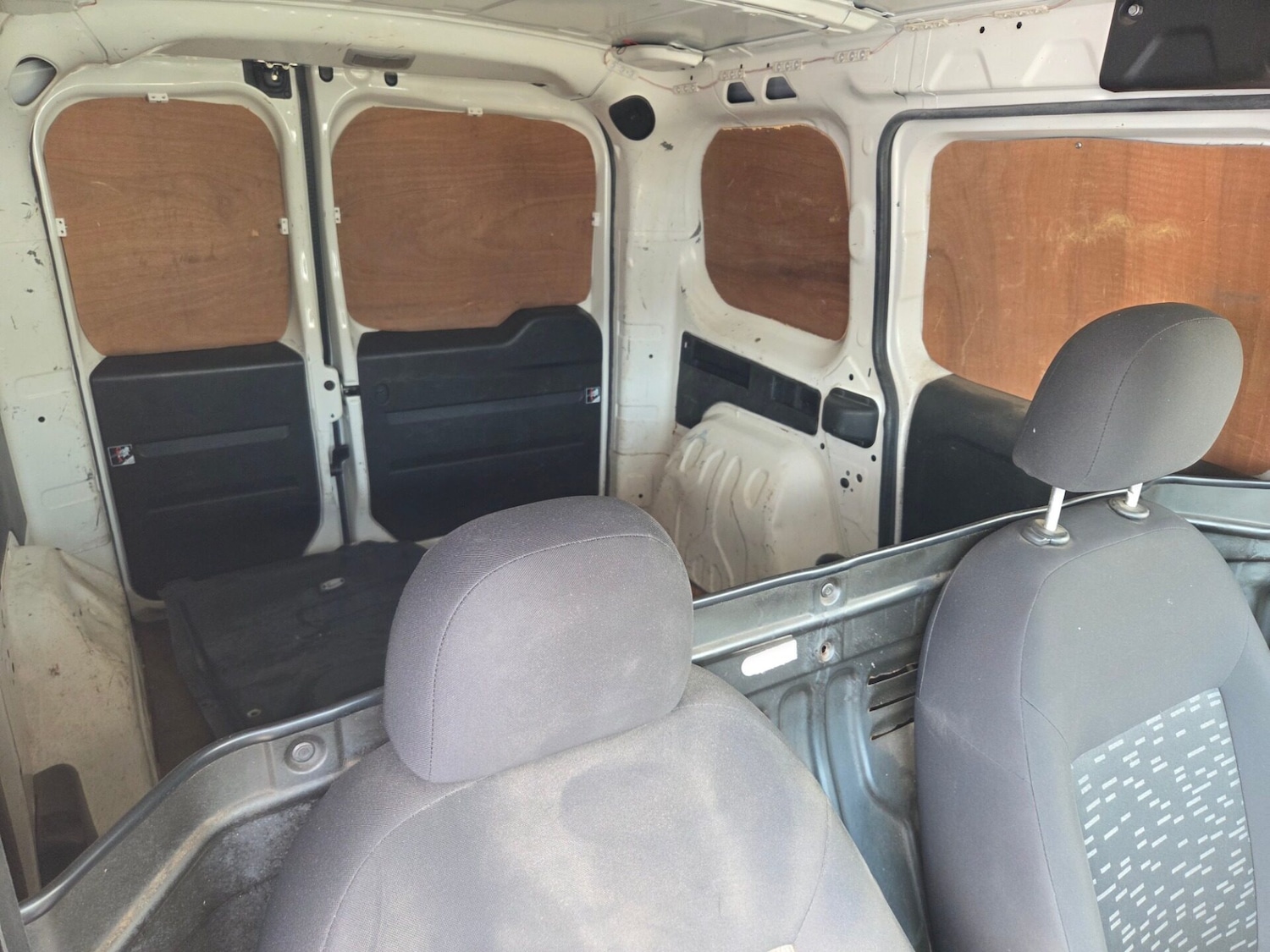 Used Vauxhall Combo 2015 for sale - 76040296: Photo 13