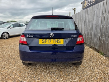 Used Skoda Fabia 2017 for sale - 76040293: Photo