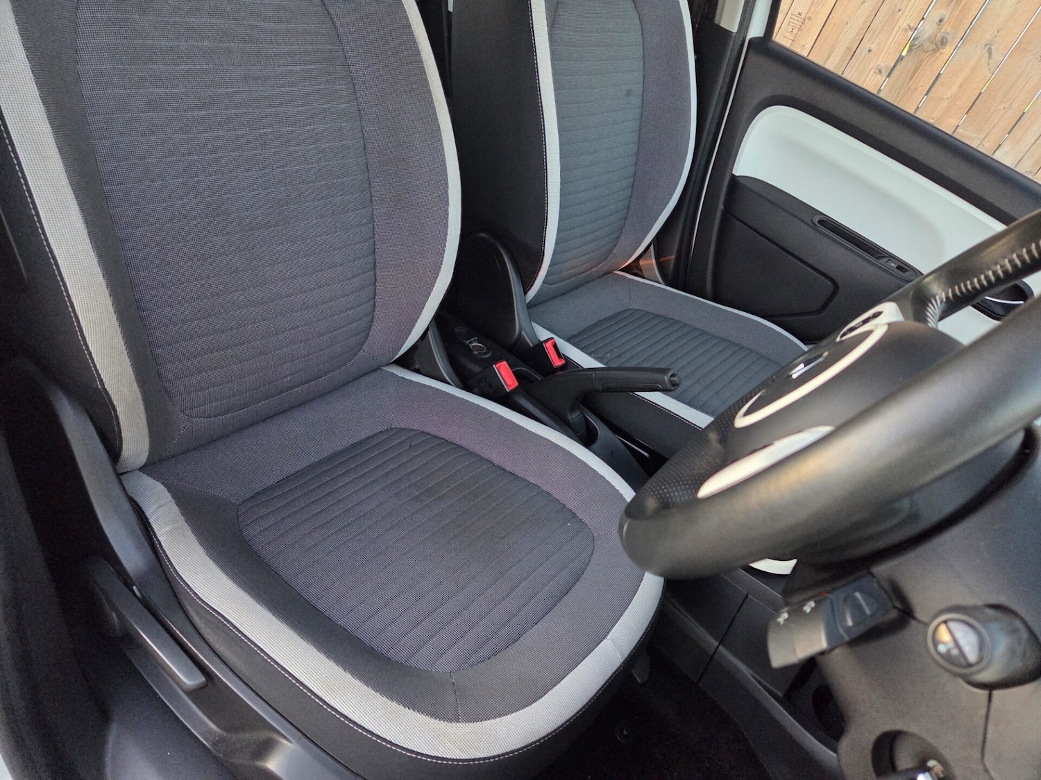 Used Renault Twingo 2015 for sale - 77107040: Photo 11