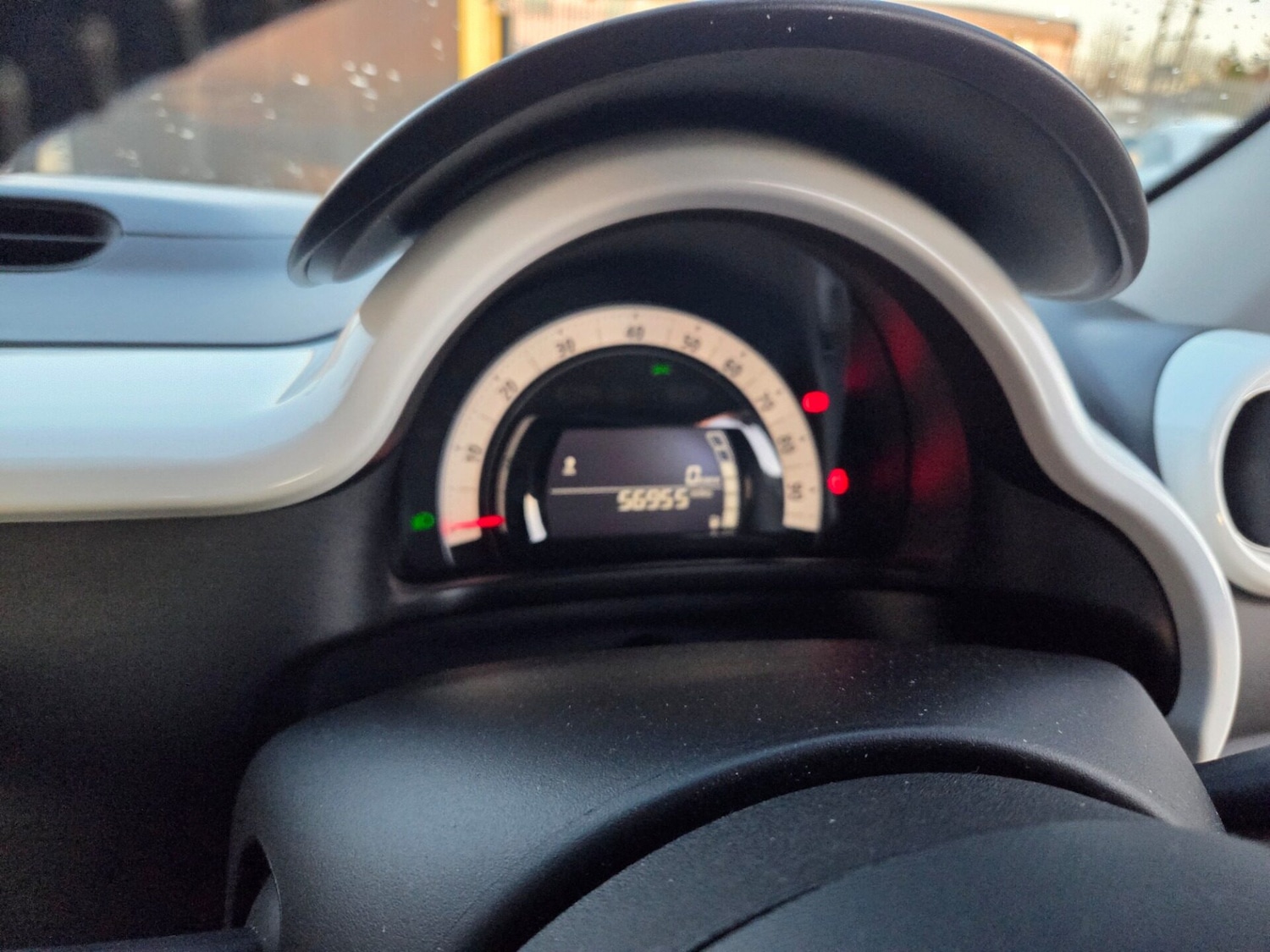 Used Renault Twingo 2015 for sale - 77107040: Photo 8