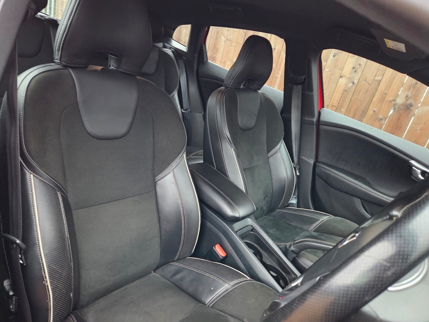 Used Volvo V40 2015 for sale - 77340668: Photo 11