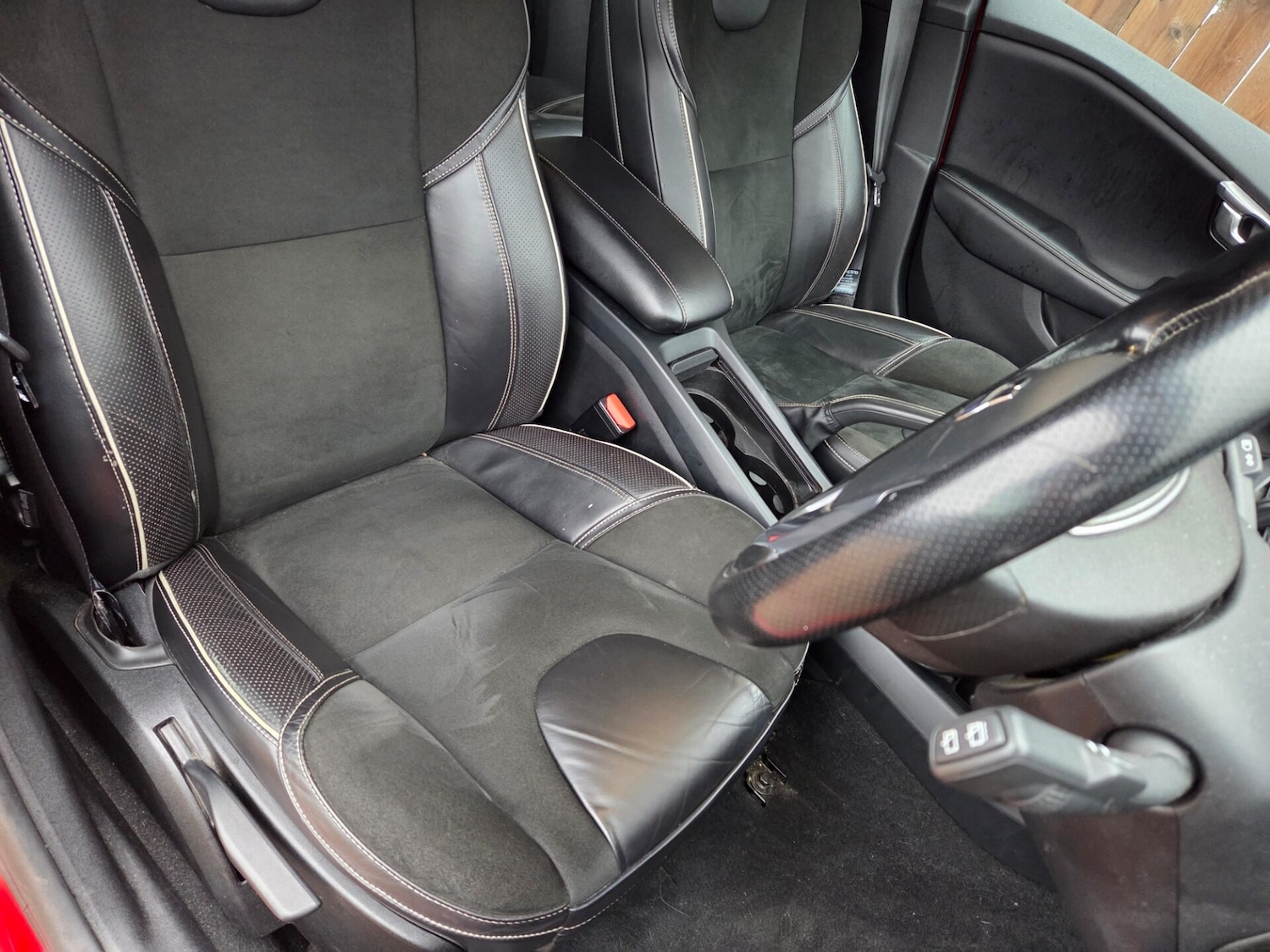 Used Volvo V40 2015 for sale - 77340668: Photo 12