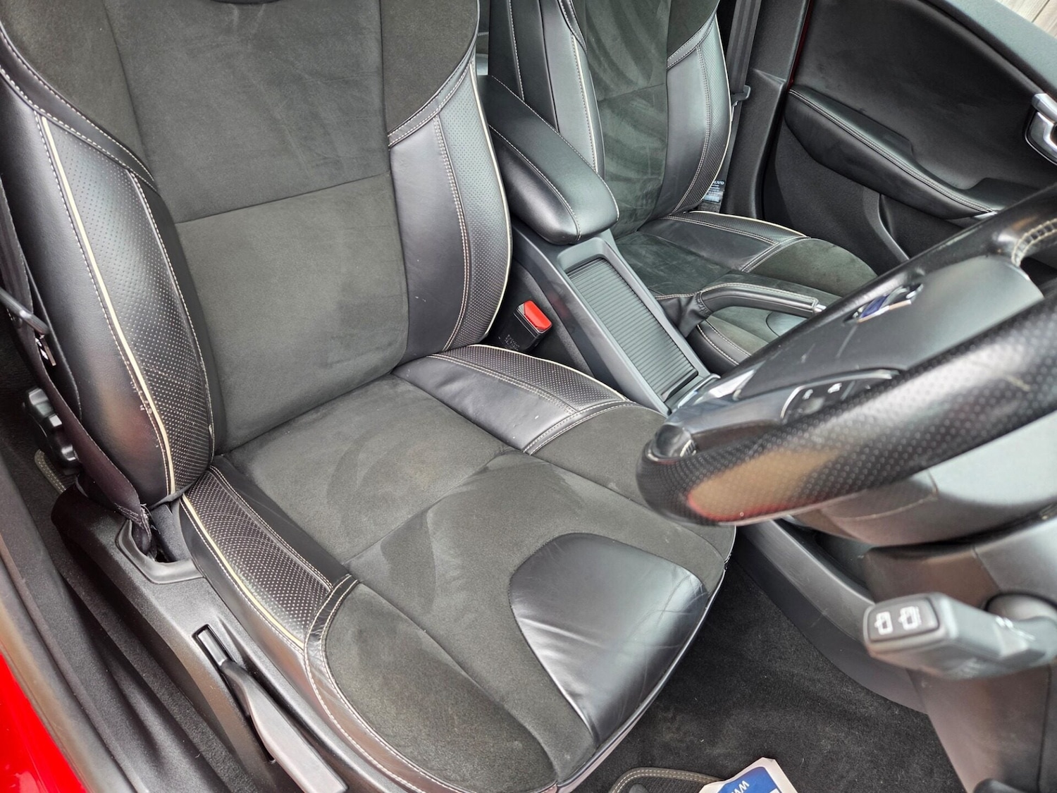 Used Volvo V40 2015 for sale - 77340668: Photo 16