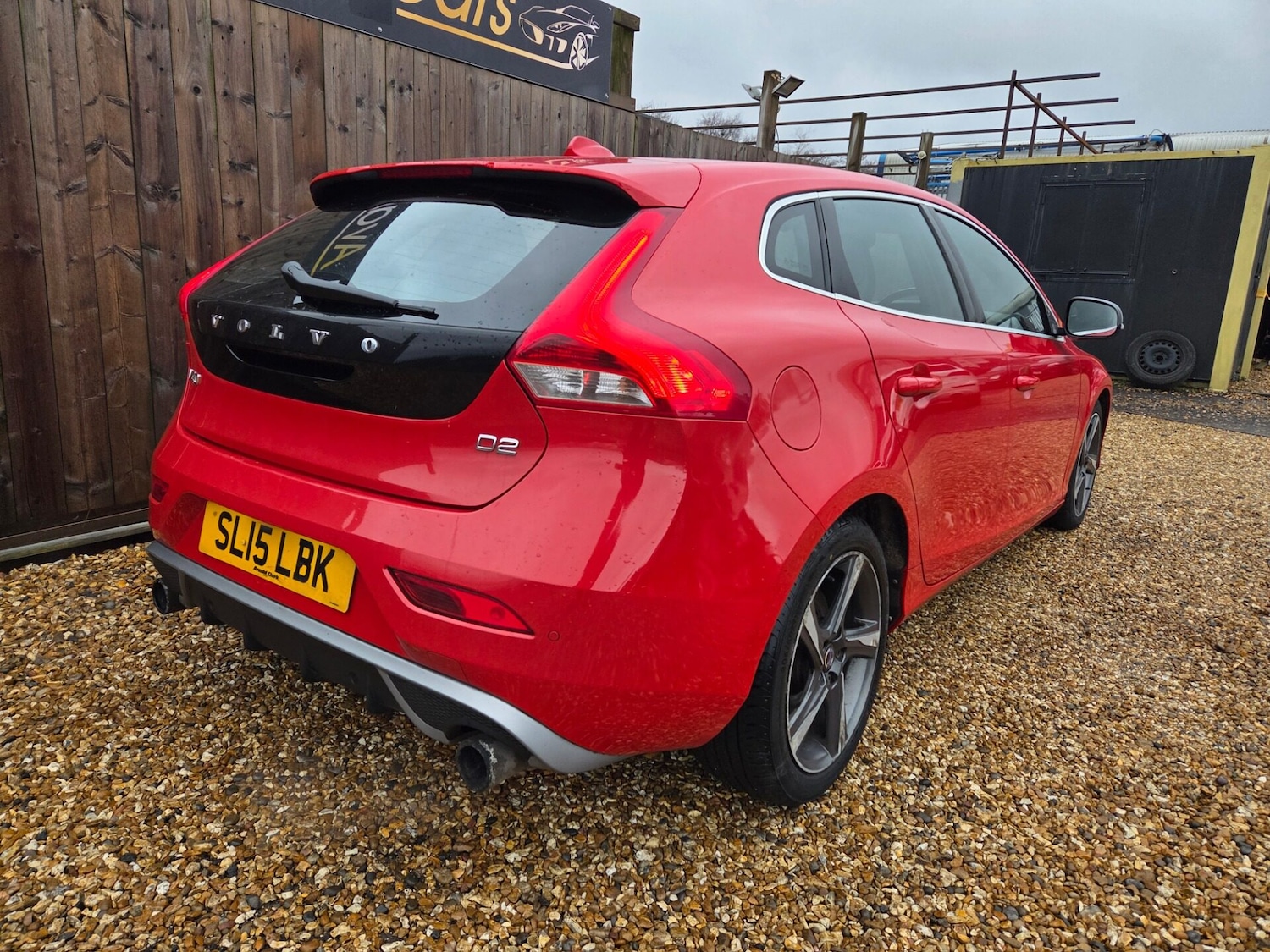 Used Volvo V40 2015 for sale - 77340668: Photo 3