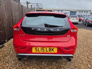 Used Volvo V40 2015 for sale - 77340668: Photo