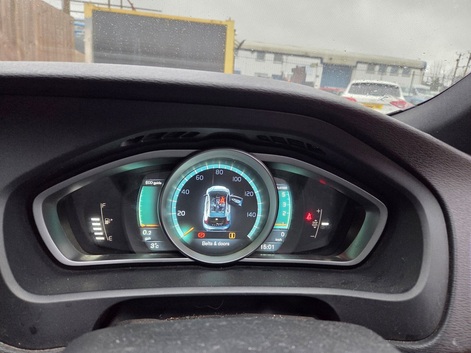 Used Volvo V40 2015 for sale - 77340668: Photo 9