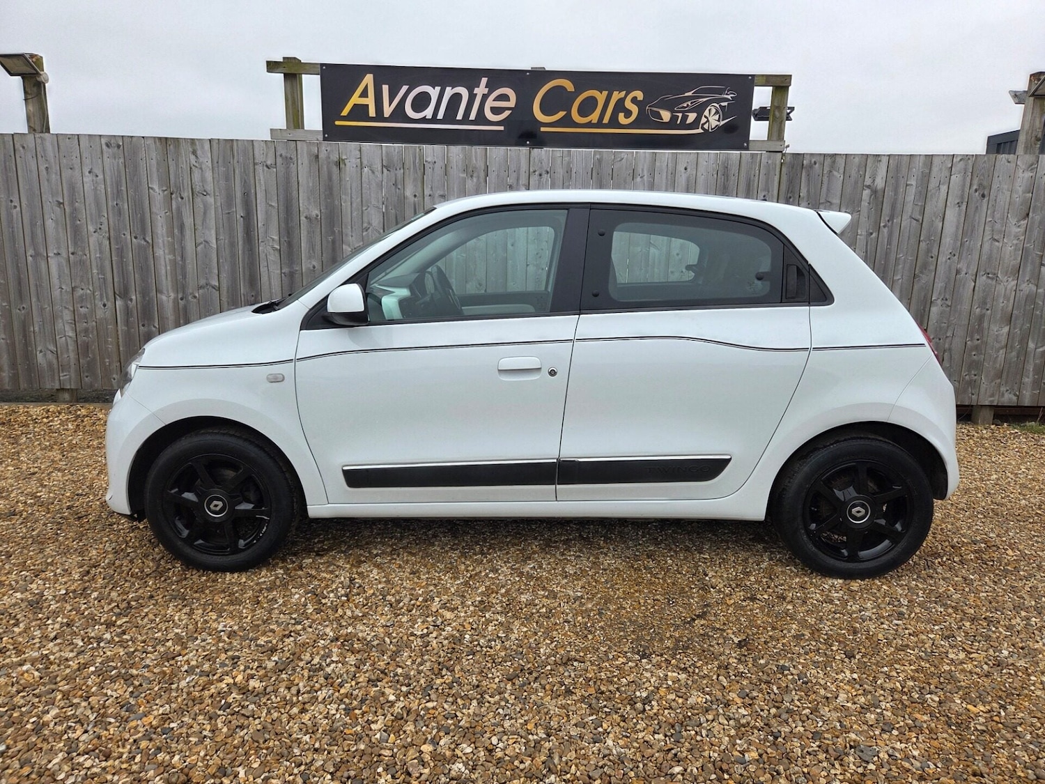 Used Renault Twingo 2016 for sale - 77760748: Photo 6