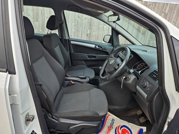 Used Vauxhall Zafira 2014 for sale - 76224486: Photo 9