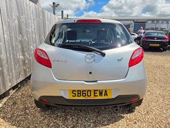 Used Mazda Mazda2 2011 for sale - 75223208: Photo