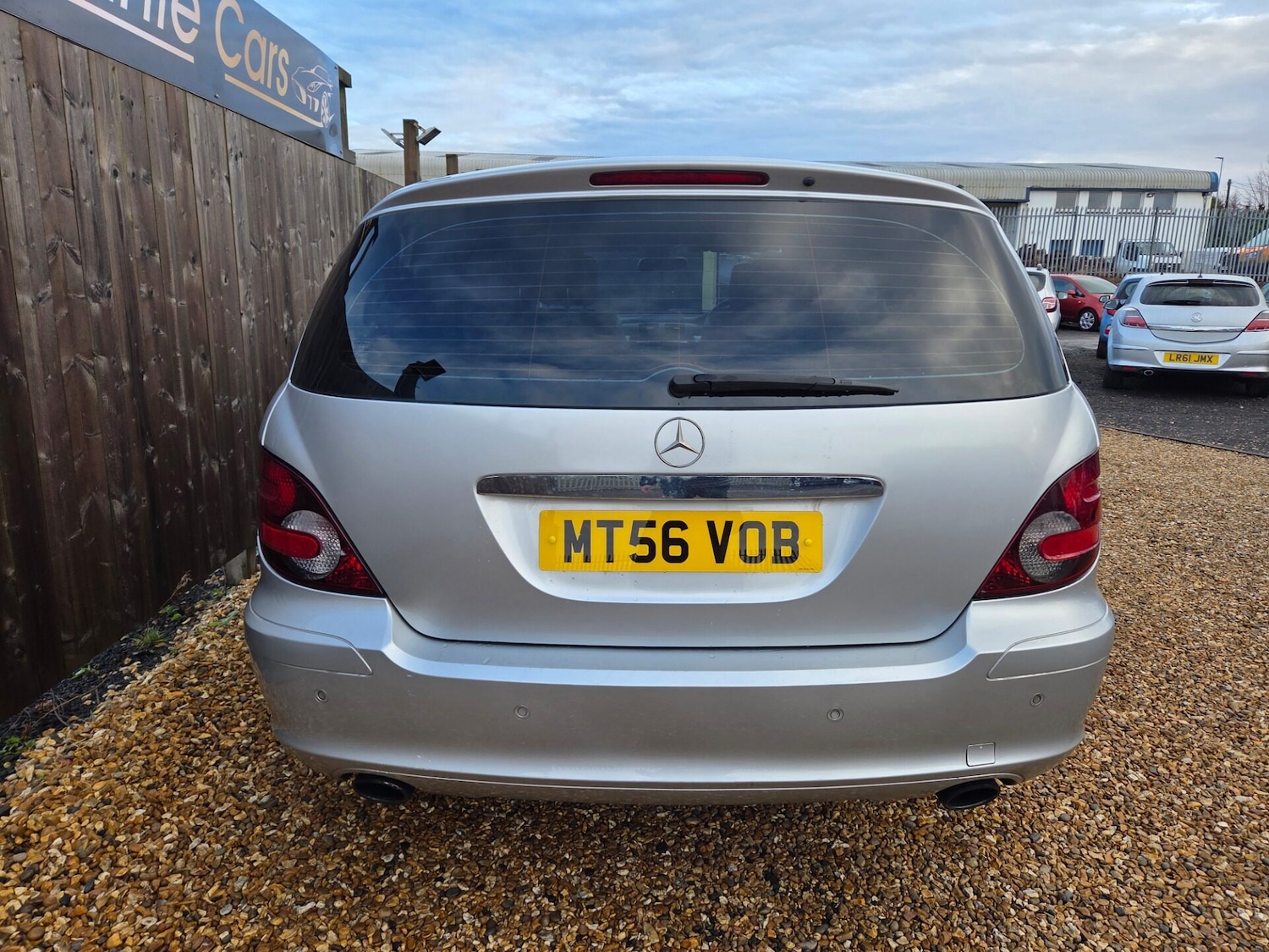 Used Mercedes-Benz R Class 2007 for sale - 76413850: Photo 4