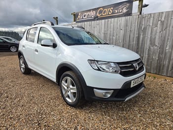Used Dacia Sandero Stepway 2015 for sale - 79882389: Photo