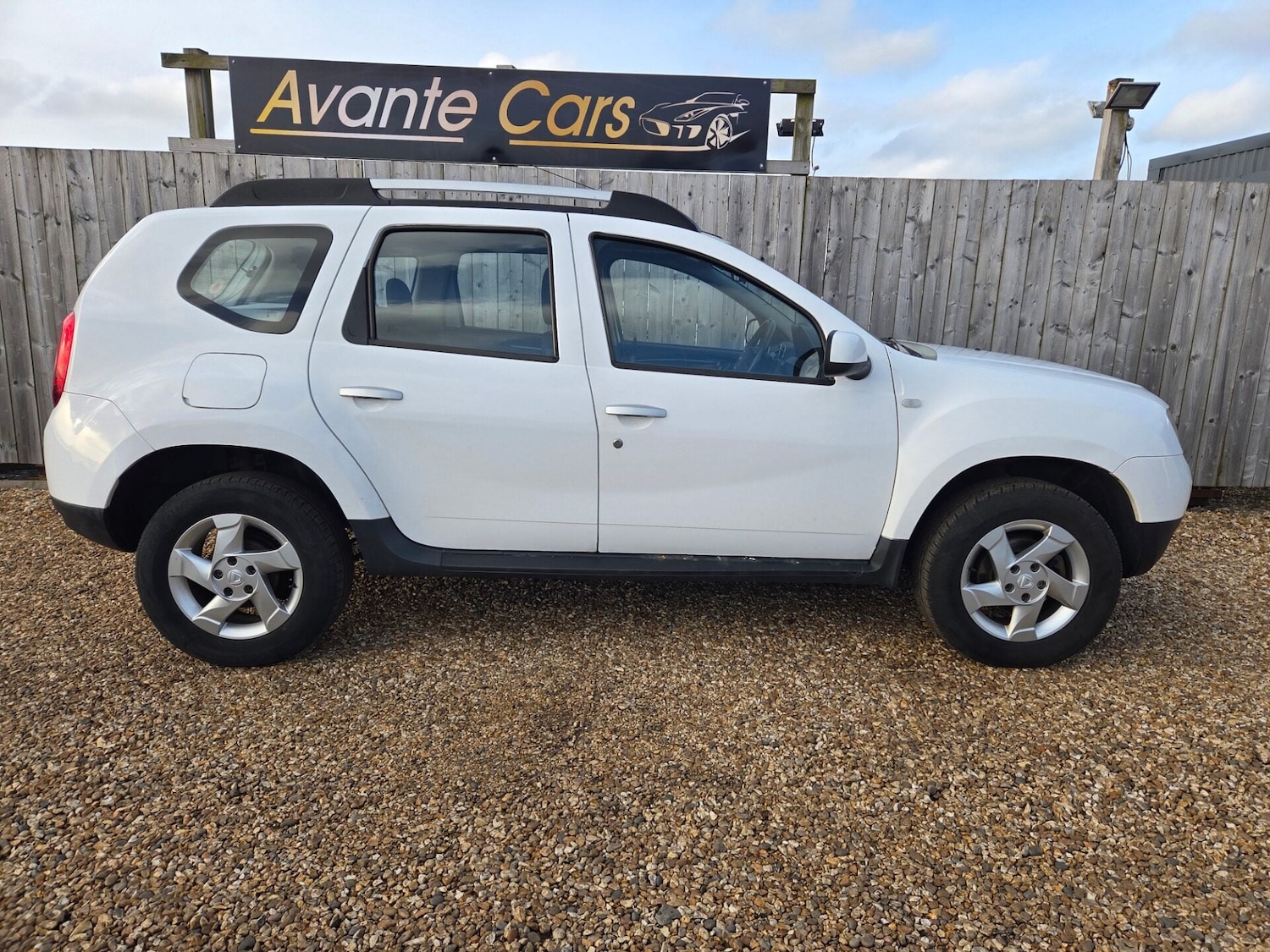 Used Dacia Duster 2013 for sale - 77846669: Photo 2